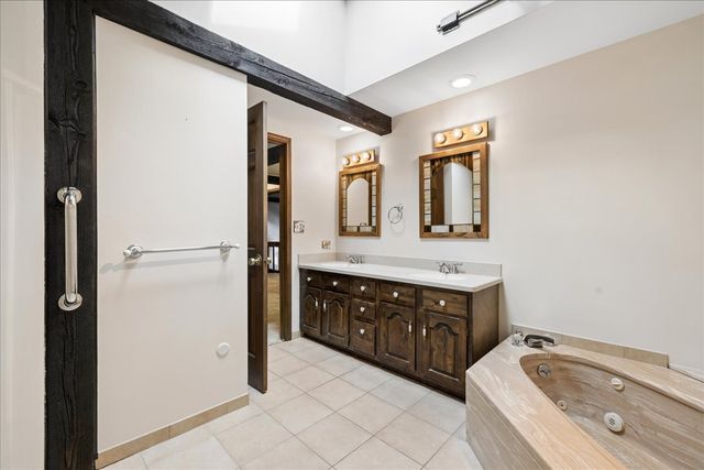 6205 Katmai Trail, Mchenry, IL 60050