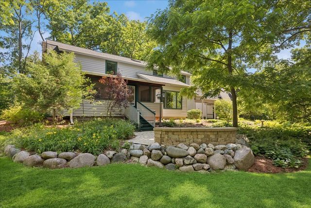 6205 Katmai Trail, Mchenry, IL 60050