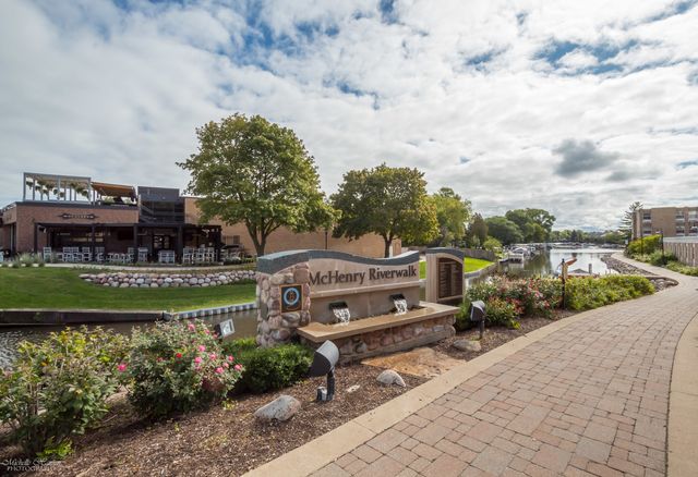 6205 Katmai Trail, Mchenry, IL 60050
