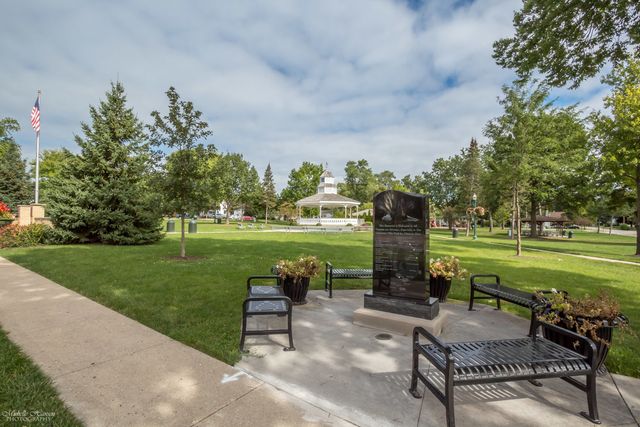 6205 Katmai Trail, Mchenry, IL 60050