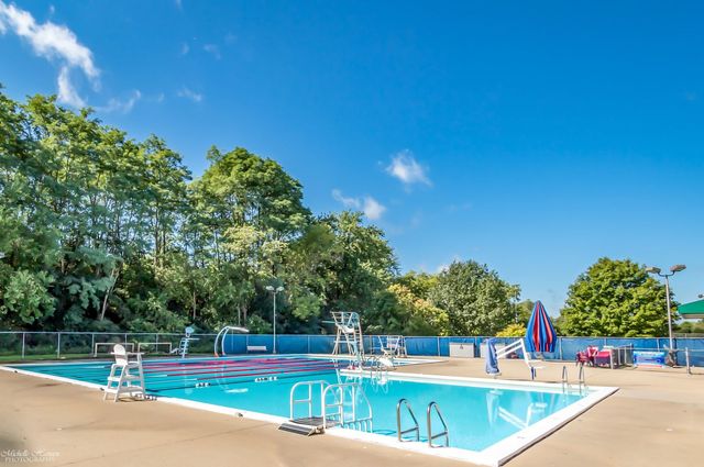 6205 Katmai Trail, Mchenry, IL 60050