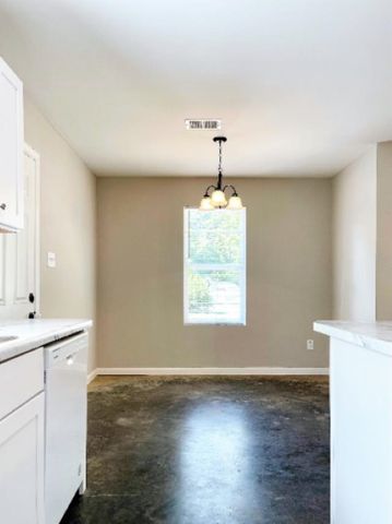 2610 MAVERICK AVE, Memphis, TN 38127