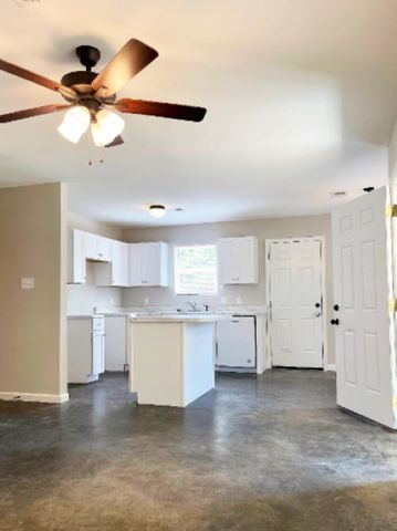 2610 MAVERICK AVE, Memphis, TN 38127