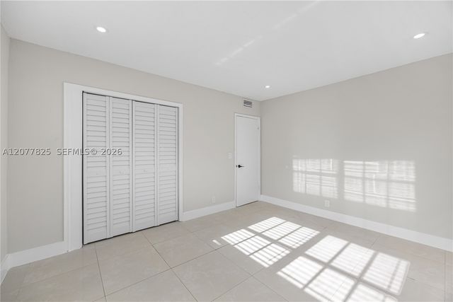 5420 Hollywood Blvd 209, Hollywood, FL 33021
