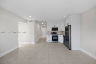5420 Hollywood Blvd 209, Hollywood, FL 33021