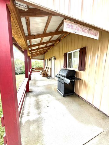 143 Deer Run, Lancaster, KY 40444