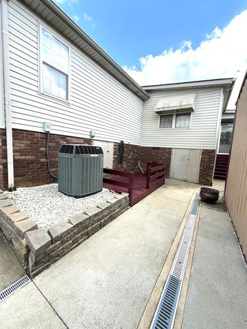 143 Deer Run, Lancaster, KY 40444