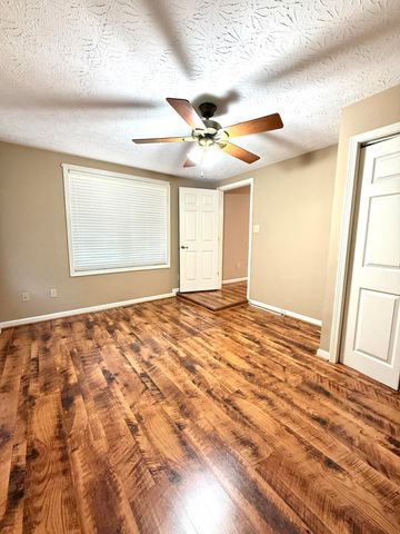 143 Deer Run, Lancaster, KY 40444