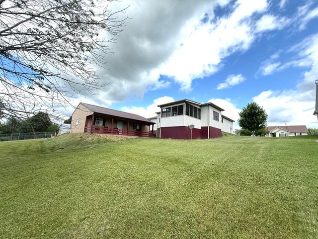 143 Deer Run, Lancaster, KY 40444