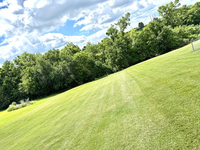 143 Deer Run, Lancaster, KY 40444