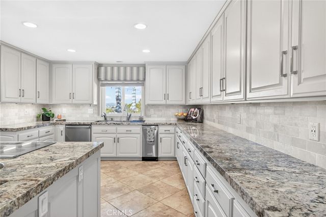 42942 Dawnwood, Murrieta, CA 92562