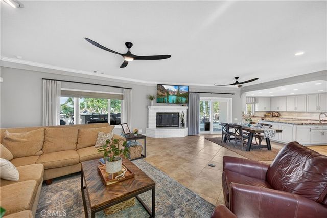 42942 Dawnwood, Murrieta, CA 92562
