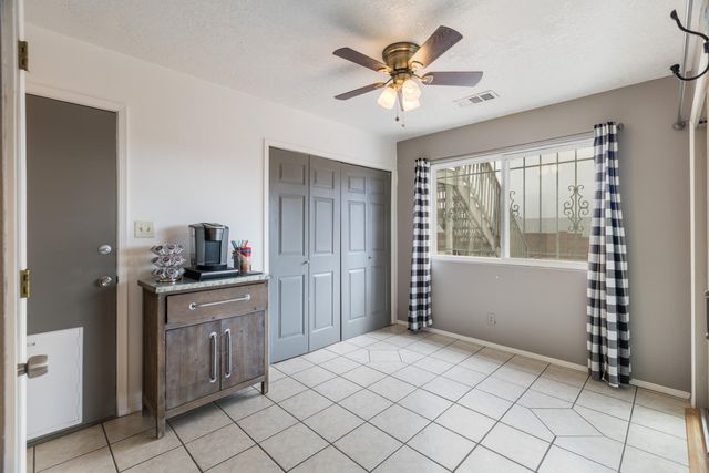 1964 Roanoke Drive NE, Rio Rancho, NM 87144