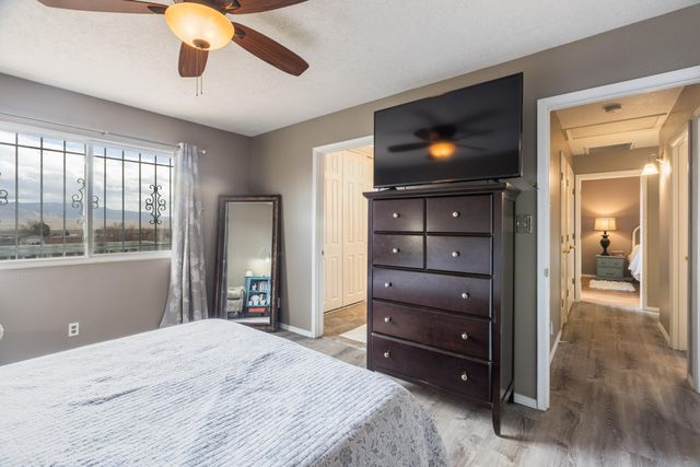 1964 Roanoke Drive NE, Rio Rancho, NM 87144