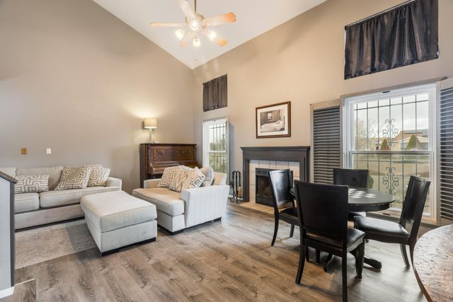 1964 Roanoke Drive NE, Rio Rancho, NM 87144