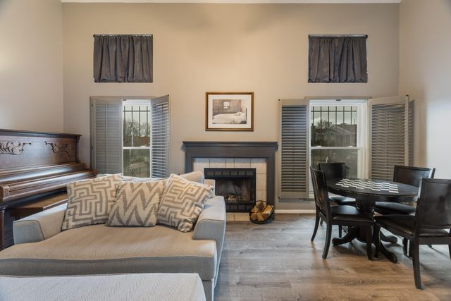 1964 Roanoke Drive NE, Rio Rancho, NM 87144