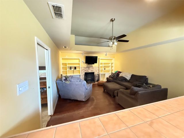 6218 Skylark Circle, North Richland Hills, TX 76180