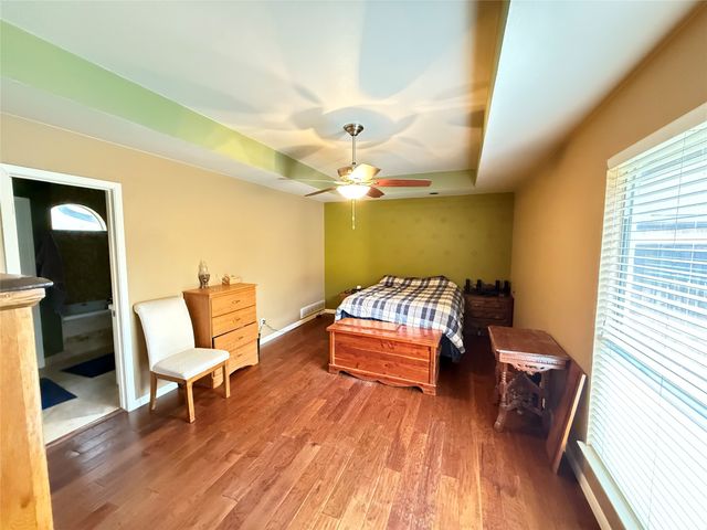 6218 Skylark Circle, North Richland Hills, TX 76180