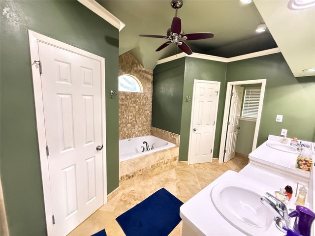 6218 Skylark Circle, North Richland Hills, TX 76180