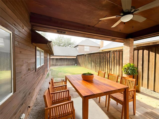 6218 Skylark Circle, North Richland Hills, TX 76180