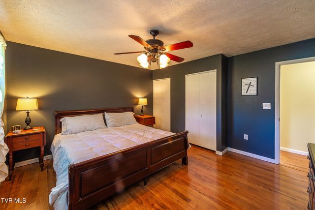 110 Hill Avenue, Surgoinsville, TN 37873