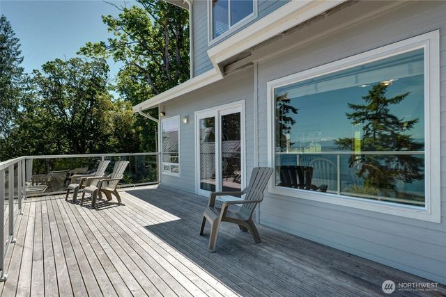 40 K Beach Way, Hat Island, WA 98206