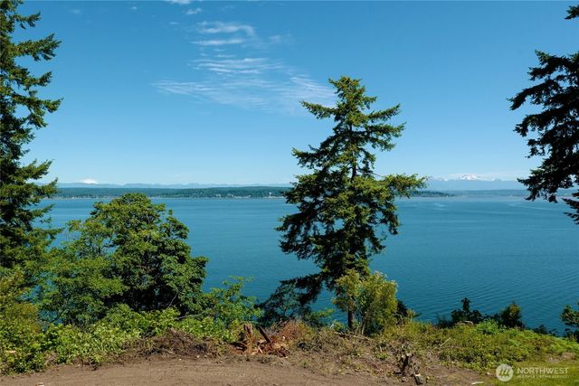 40 K Beach Way, Hat Island, WA 98206