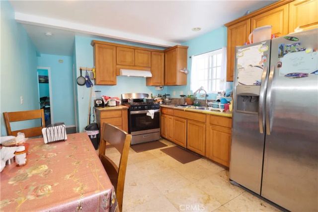 1424 W 49th Street, Los Angeles, CA 90062