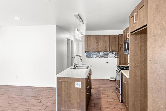 402 63Rd Street SPC 62, San Diego, CA 92114
