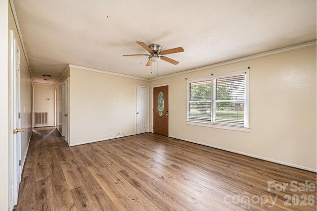 3886 Clay Street, Claremont, NC 28610