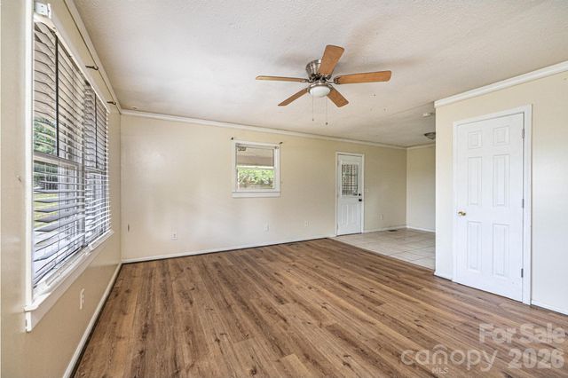 3886 Clay Street, Claremont, NC 28610