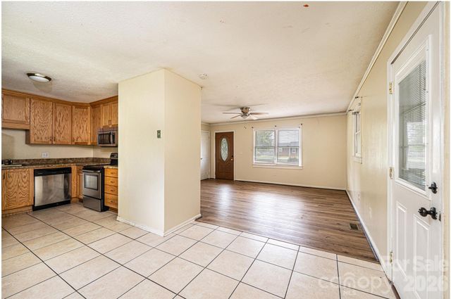 3886 Clay Street, Claremont, NC 28610
