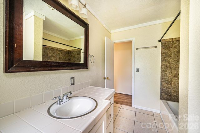 3886 Clay Street, Claremont, NC 28610