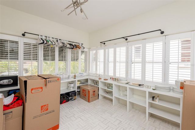 53 ALBEMARLE AVENUE, Tampa, FL 33606