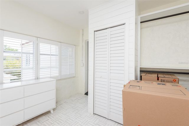 53 ALBEMARLE AVENUE, Tampa, FL 33606