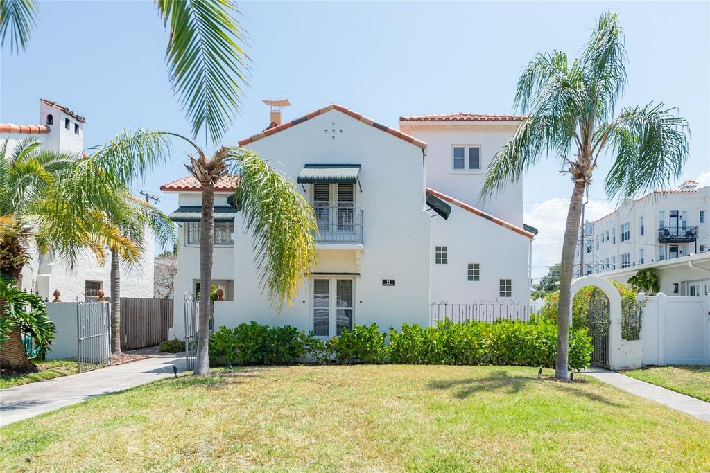 Image 1 of property listing at 53 ALBEMARLE AVENUE, Tampa, FL 33606