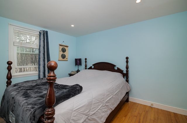 599 Union St, Braintree, MA 02184