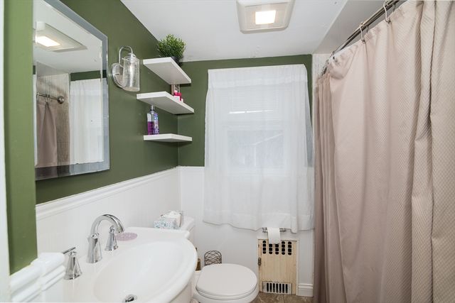 599 Union St, Braintree, MA 02184