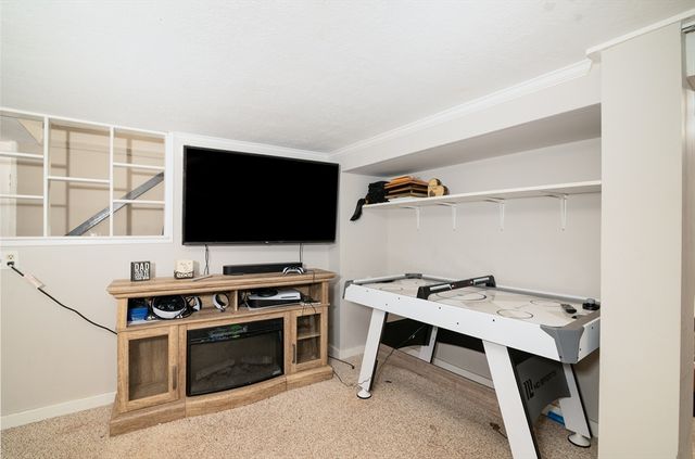 599 Union St, Braintree, MA 02184