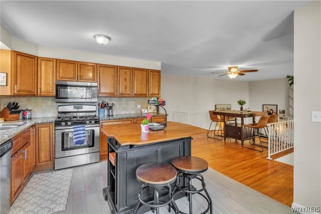 105 Rose Avenue, West Seneca, NY 14224