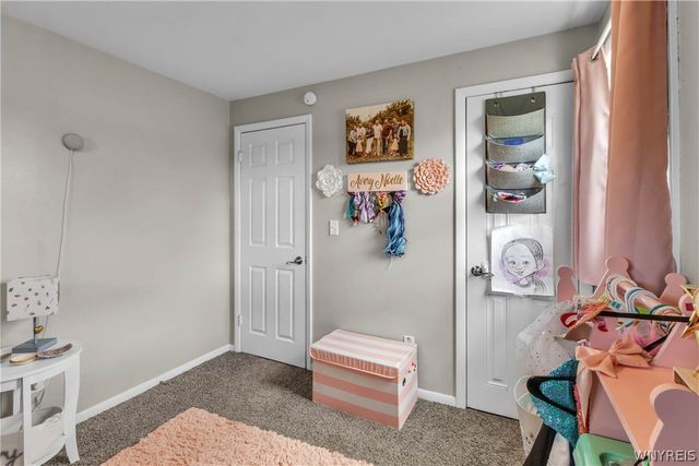 105 Rose Avenue, West Seneca, NY 14224