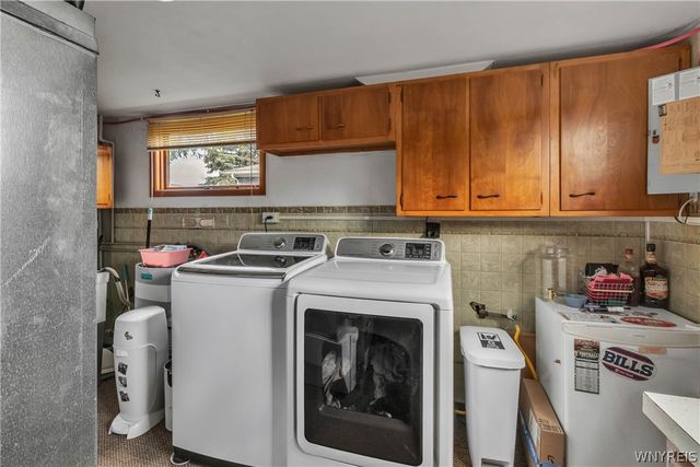 105 Rose Avenue, West Seneca, NY 14224