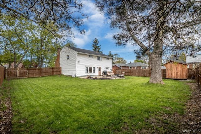 105 Rose Avenue, West Seneca, NY 14224