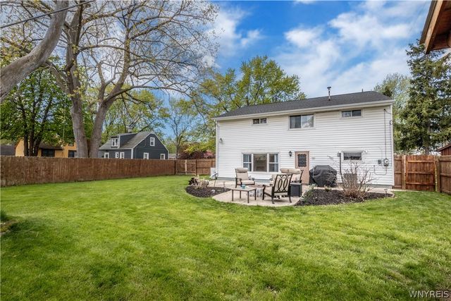 105 Rose Avenue, West Seneca, NY 14224