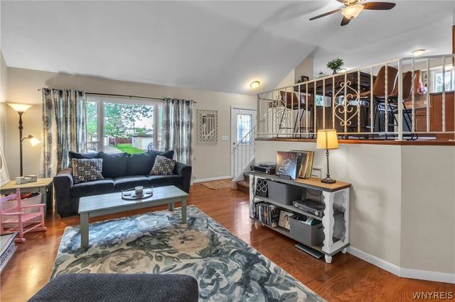 105 Rose Avenue, West Seneca, NY 14224