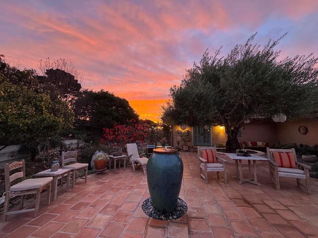 25987 Rio Vista Drive, Carmel, CA 93923