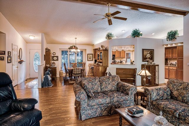 31 Promesa Lane, Hot Springs Village, AR 71909