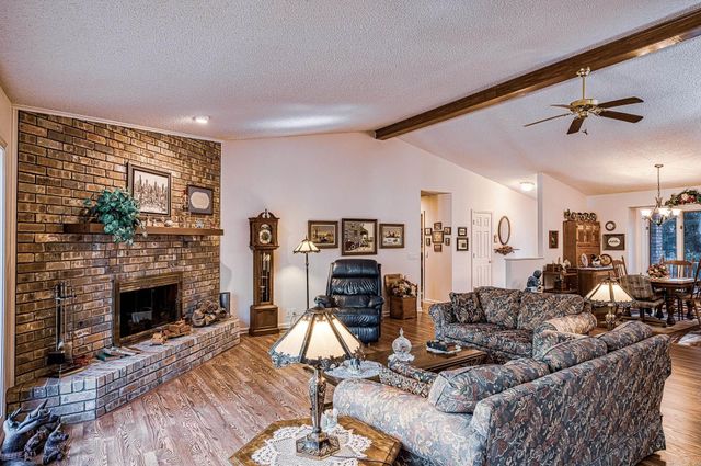 31 Promesa Lane, Hot Springs Village, AR 71909