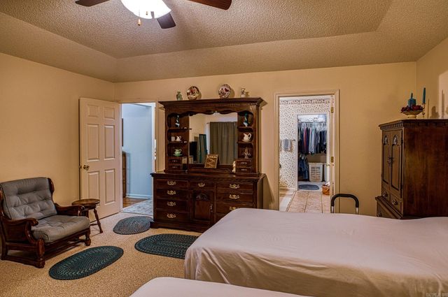 31 Promesa Lane, Hot Springs Village, AR 71909