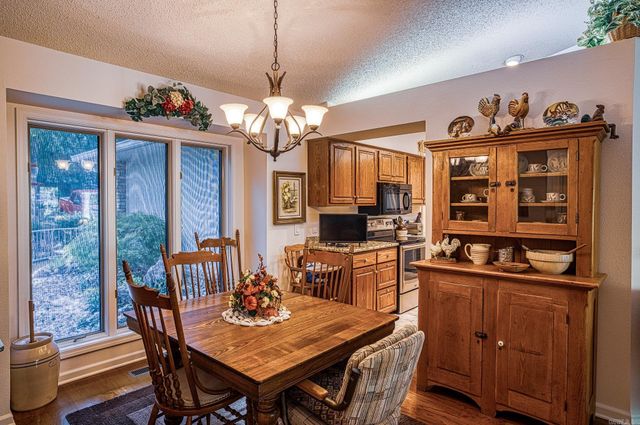 31 Promesa Lane, Hot Springs Village, AR 71909